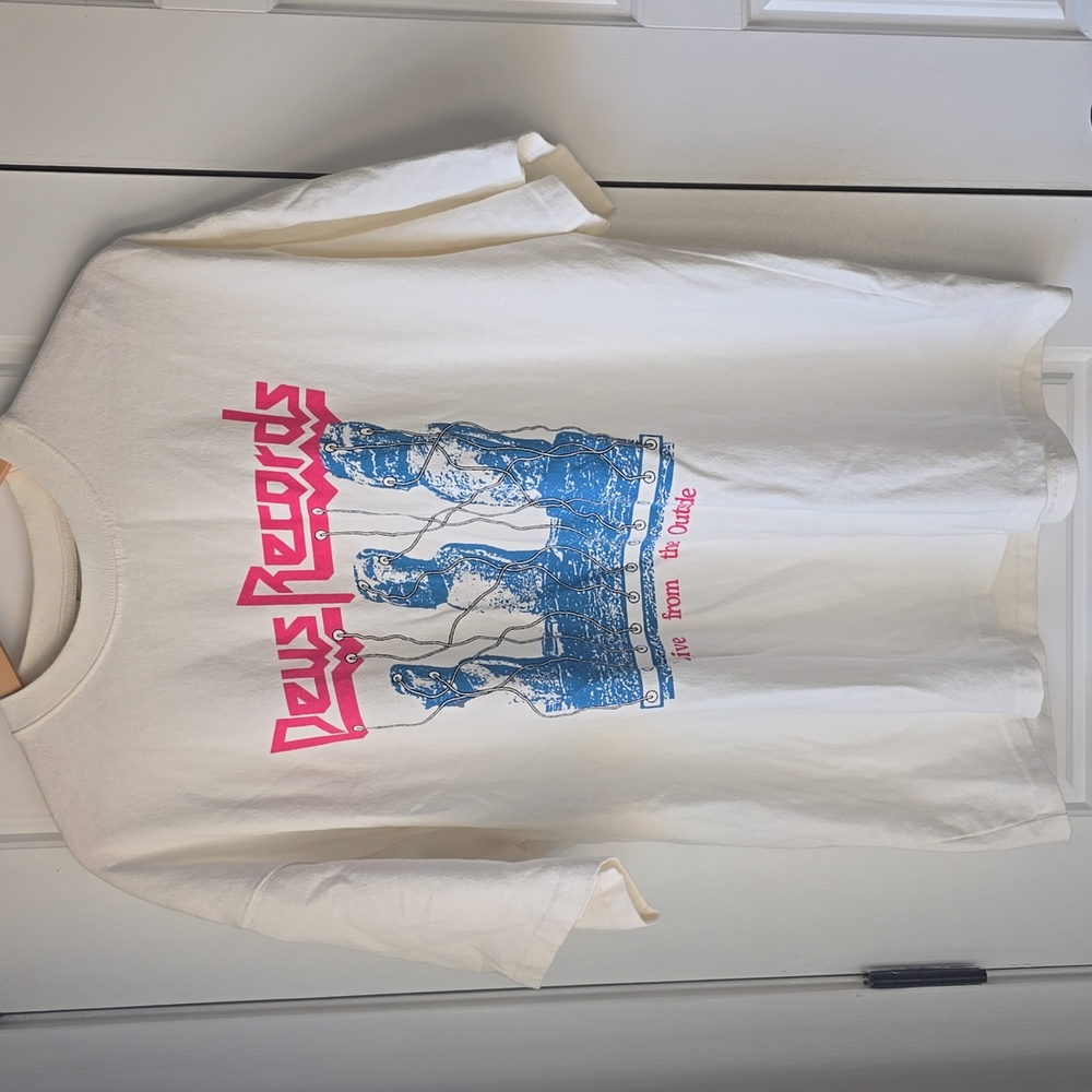 Deus Records cream tee